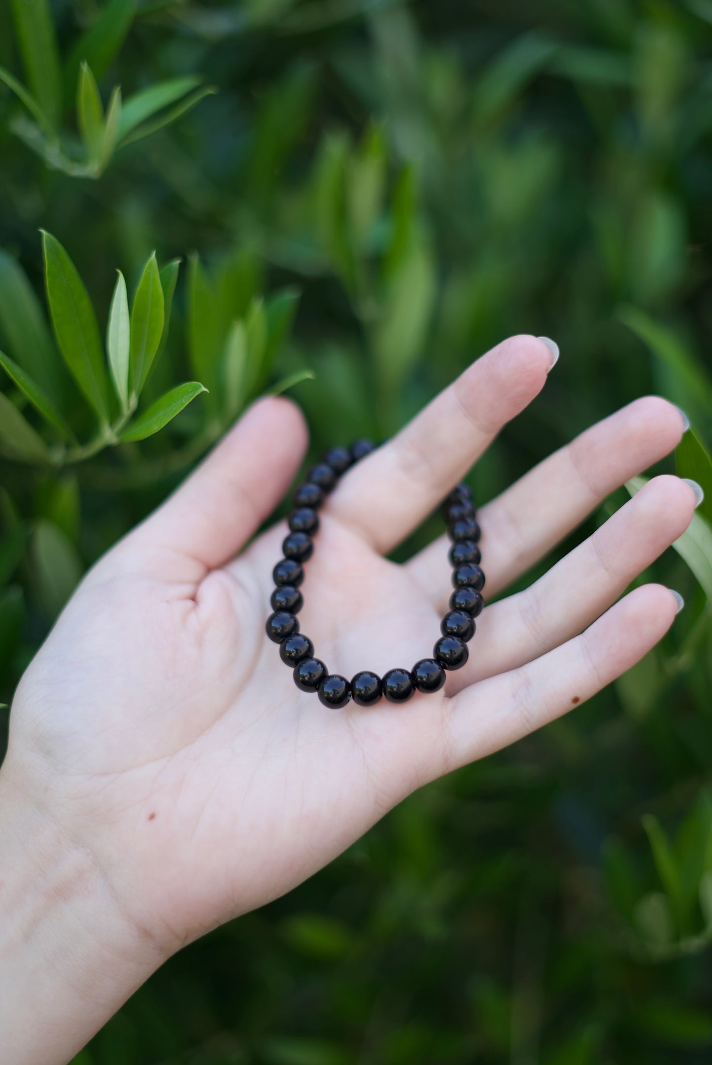 Bracelets en Tourmaline Noire – Protection spirituelle et Ancrage