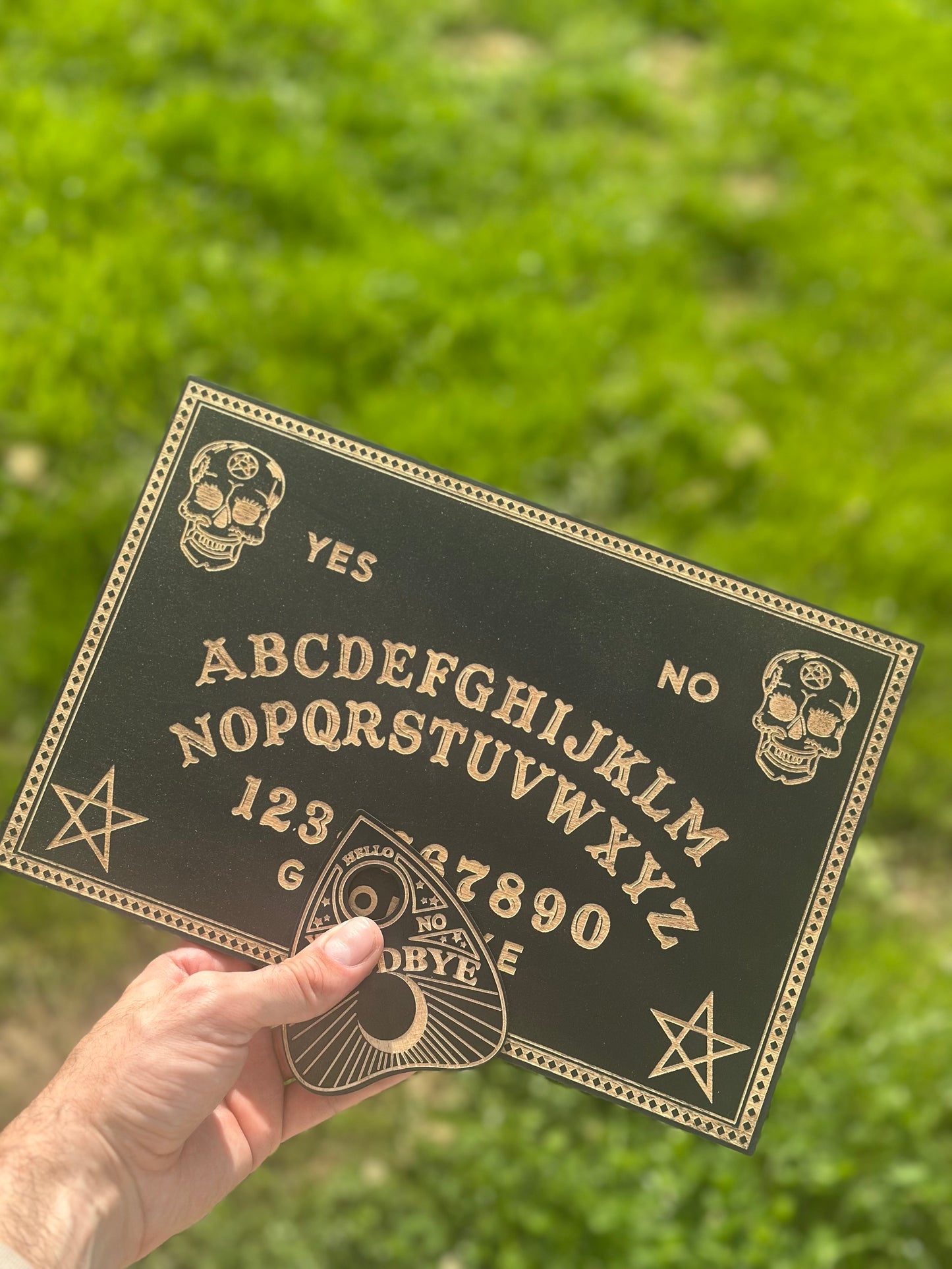 Planche Ouija en bois